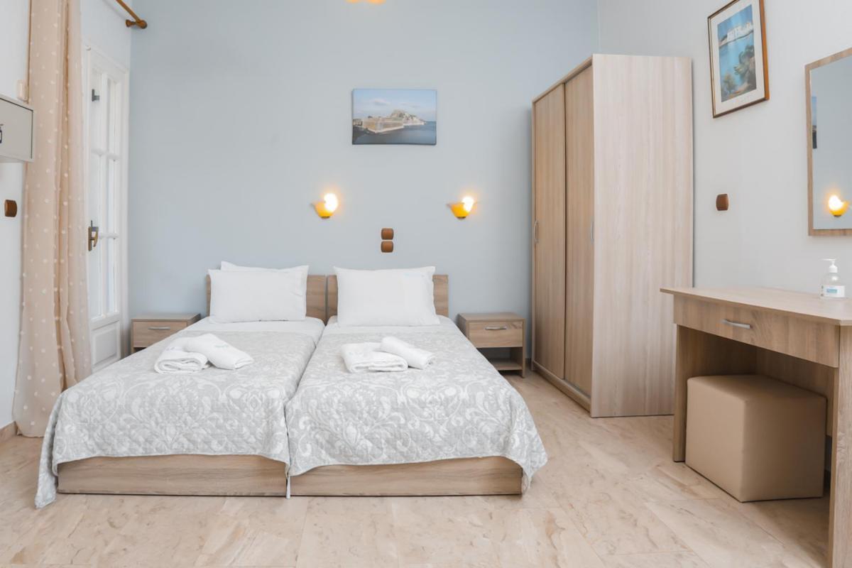 Marina Apartments, Agios Gordios  Exterior photo